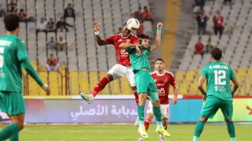 ياسر ريان: كل لاعب عايز ياخد اللقطة في الأهلي