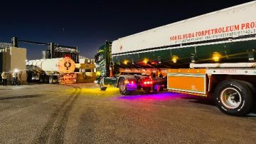 الهلال الأحمر يطلق قافلة زاد العزة الـ 64 حاملة أكثر من 300 ألف سلة غذائية