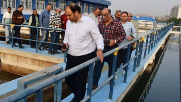 رئيس مياه الشرب بالجيزة يتابع منظومة التشغيل والصيانة بمحطة مياه إمبابة رئيس مياه الشرب بالجيزة يتابع منظومة التشغيل والصيانة بمحطة مياه إمبابة