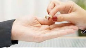 قصة حب تنتهي في محكمة الأسرة.. والسبب: فتاة أخرى و أوردر شحن بالغلط قصة حب تنتهي في محكمة الأسرة.. والسبب: فتاة أخرى و أوردر شحن بالغلط