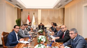 وزير الشباب يبحث استعدادات استضافة مصر لماراثون زايد الخيري