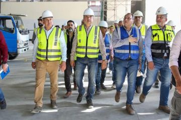 وزير قطاع الأعمال العام يتابع ميدانيا تقدم أعمال المرحلة الثانية من المشروع القومي لتطوير صناعة الغزل والنسيج وزير قطاع الأعمال العام يتابع ميدانيا تقدم أعمال المرحلة الثانية من المشروع القومي لتطوير صناعة الغزل والنسيج