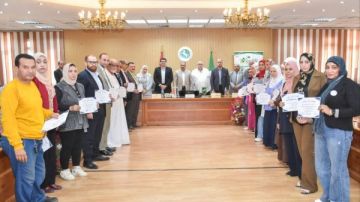 تحت شعار معا نستطيع ..تسليم كراسي متحركة وسماعات طبية وأطراف صناعية للمستحقين بالشرقية صور