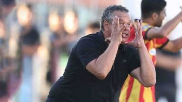 تواجه الفشل تفاصيل مفاوضات نادي الزمالك مع مدرب تونسي تواجه الفشل تفاصيل مفاوضات نادي الزمالك مع مدرب تونسي