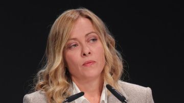 ميلوني: الخطة الأمريكية للسلام بأوكرانيا مقبولة.. وترامب يبدو مستعدا للتفاوض ميلوني: الخطة الأمريكية للسلام بأوكرانيا مقبولة.. وترامب يبدو مستعدا للتفاوض