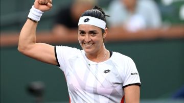 أنس جابر تكشف عن معاناتها من الاكتئاب بسبب ضغوط الجدول المزدحم أنس جابر تكشف عن معاناتها من الاكتئاب بسبب ضغوط الجدول المزدحم