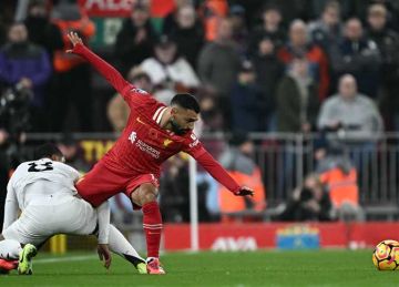 القنوات الناقلة مباشر لـ مباراة ليفربول ضد أستون فيلا في الدوري الإنجليزي والمعلق