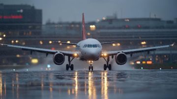 طائرة ركاب بولندية تنحرف عن المدرج في مطار فيلنيوس دون وقوع إصابات