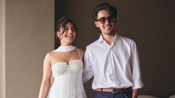 مايان السيد تحتفل بالفالنتين برفقة عمر رزيق مايان السيد تحتفل بالفالنتين برفقة عمر رزيق