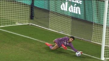 أول تعليق من شوبير على مشاركة نجله في ضربات الترجيح أمام كاب فيردي أول تعليق من شوبير على مشاركة نجله في ضربات الترجيح أمام كاب فيردي