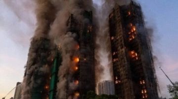 ارتفاع عدد ضحايا حريق المجمع السكني بهونج كونج إلى 36 قتيلا ارتفاع عدد ضحايا حريق المجمع السكني بهونج كونج إلى 36 قتيلا