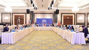 عبد الغفار: مصر تطلق أول اجتماع لوزراء صحة دول الثماني النامية D-8 عبد الغفار: مصر تطلق أول اجتماع لوزراء صحة دول الثماني النامية D-8