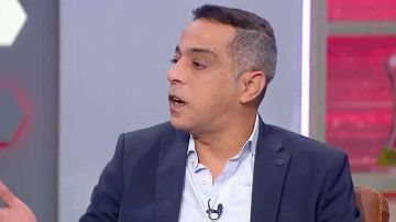 ليس بسبب حادث السير.. فرضية جديدة لوفاة محمد صبري نجم الزمالك السابق (فيديو) ليس بسبب حادث السير.. فرضية جديدة لوفاة محمد صبري نجم الزمالك السابق (فيديو)