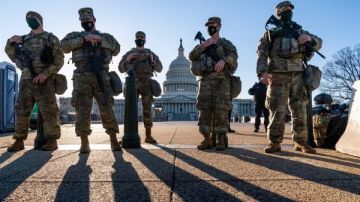 مدير مكتب التحقيقات الفيدرالي عن حادث إطلاق نار بواشنطن: المشتبه به لديه علاقات في أفغانستان