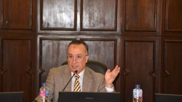 نائب رئيس جامعة الإسكندرية: المكتبة الرقمية تسهم بشكل كبير في إثراء البحث العلمي نائب رئيس جامعة الإسكندرية: المكتبة الرقمية تسهم بشكل كبير في إثراء البحث العلمي