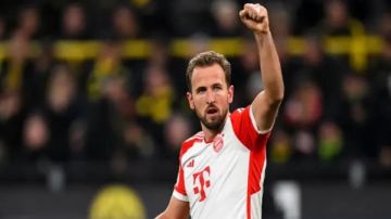 برشلونة يكشف حقيقة اهتمامه بضم هاري كين