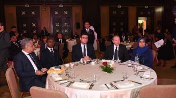 وزير الإسكان يشارك في احتفالية مرور 50 عاما على استقلال جمهورية أنجولا