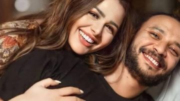 بعد شائعات حول الانفصال.. 10 صور رومانسية تجمع هنادى مهنا وزوجها بعد شائعات حول الانفصال.. 10 صور رومانسية تجمع هنادى مهنا وزوجها