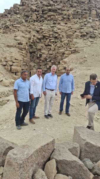 ملك بلجيكا في جولة خاصة بسقارة وأبو صير بعد افتتاح المتحف المصري الكبير ملك بلجيكا في جولة خاصة بسقارة وأبو صير بعد افتتاح المتحف المصري الكبير