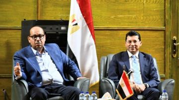 الأولمبية يدعو وزير الرياضة لحضور اجتماع اليوم.. لعرض تفاصيل برتوكول التعاون مع الأولمبية الايطالية الأولمبية يدعو وزير الرياضة لحضور اجتماع اليوم.. لعرض تفاصيل برتوكول التعاون مع الأولمبية الايطالية