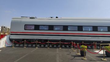 سرعته 250 كيلو.. معرض TransMEA يعرض القطار الكهربائي السريع فيلارو بث مباشر