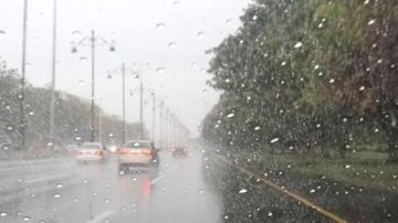 الطقس اليوم أمطار رعدية ببعض المحافظات وسماء غائمة بمناطق أخرى