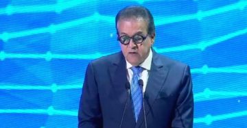 عبد الغفار: العائد الاقتصادي المتوقع من تطبيق منظومة التأمين الصحي الشامل يصل لـ 34.9 مليار جنيه عبد الغفار: العائد الاقتصادي المتوقع من تطبيق منظومة التأمين الصحي الشامل يصل لـ 34.9 مليار جنيه