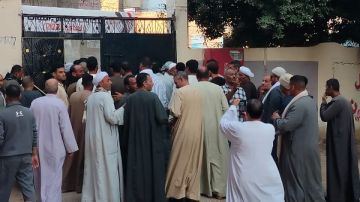 ملحمة وطنية.. إقبال كبير من المواطنين على انتخابات مجلس النواب بقرية جرزا بالعياط شاهد ملحمة وطنية.. إقبال كبير من المواطنين على انتخابات مجلس النواب بقرية جرزا بالعياط شاهد