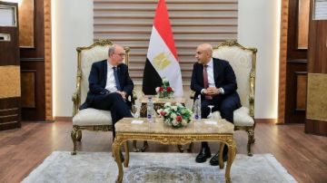 إطلاق 89 مدرسة تكنولوجيا تطبيقية جديدة بالشراكة بين مصر وإيطاليا إطلاق 89 مدرسة تكنولوجيا تطبيقية جديدة بالشراكة بين مصر وإيطاليا