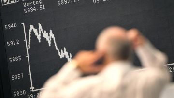 الأسهم الأوروبية تتفاعل مع نتائج إنفيديا وترتفع في بداية الجلسة الأسهم الأوروبية تتفاعل مع نتائج إنفيديا وترتفع في بداية الجلسة