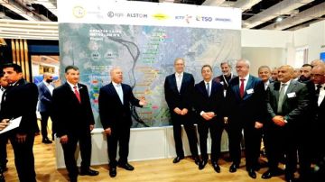 وزير النقل يشهد تسليم مسار الخط السادس لمترو أنفاق القاهرة الكبرى