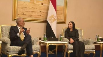 وزيرة التضامن تلتقي وزير الأسرة والتنمية السنغافورة على هامش مؤتمر القمة العالمية بالدوحة