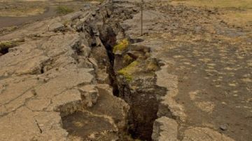 بدأ قبل ملايين السنين.. إفريقيا تخضع لشق جيولوجي بطيء قد يعيد رسم خريطة القارات