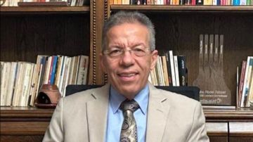 كليات طب تقبل طلبة بنسبة 50 .. نقيب الأطباء يعلن مفاجأة كليات طب تقبل طلبة بنسبة 50 .. نقيب الأطباء يعلن مفاجأة