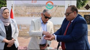 محافظ الإسماعيلية يشهد تدشين مبادرة ازرع لدعم زراعة محصول القمح محافظ الإسماعيلية يشهد تدشين مبادرة ازرع لدعم زراعة محصول القمح