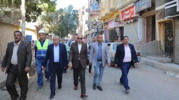 محافظ المنيا يتفقد شوارع أبوقرقاص ويستمع لشكاوى المواطنين محافظ المنيا يتفقد شوارع أبوقرقاص ويستمع لشكاوى المواطنين
