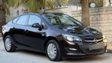 اوبل أسترا أوتوماتيك سعرها 550 ألف جنيه