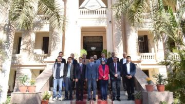 رئيس جامعة بنها يستقبل وفدا من أكاديمية هوبي للعلوم والتقنية الصينية