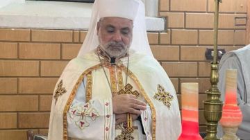 الأنبا عمانوئيل يترأس قداس عيد القديس الشهيد مار جرجس بكنيسته بأرمنت الوابورات