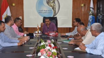 رئيس مياه الأقصر يبحث تعزيز إجراءات السلامة ويراجع موقف المشروعات رئيس مياه الأقصر يبحث تعزيز إجراءات السلامة ويراجع موقف المشروعات