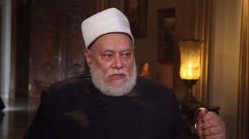 علي جمعة: المسلمون ابتلوا فى الآونة الأخيرة بفتن سببها غالبها الغلو والتفسير الناقص للنصوص