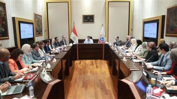 وزير الصحة يوجه بإنشاء نظام مميكن لإدارة وتشغيل المستلزمات الطبية