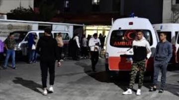 استشهاد 13 لبنانيا في قصف الاحتلال الإسرائيلي لمخيم عين الحلوة استشهاد 13 لبنانيا في قصف الاحتلال الإسرائيلي لمخيم عين الحلوة