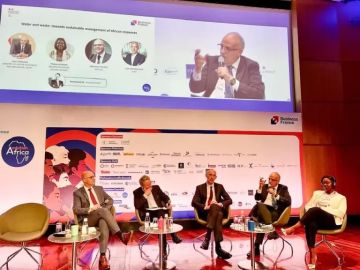 الدكتور سويلم يشارك في فعاليات مؤتمر طموح أفريقيا Ambition Africa المنعقد بالعاصمة الفرنسية باريس