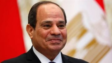 الرئيس السيسي يدلي بصوته في انتخابات مجلس النواب 2025 الرئيس السيسي يدلي بصوته في انتخابات مجلس النواب 2025