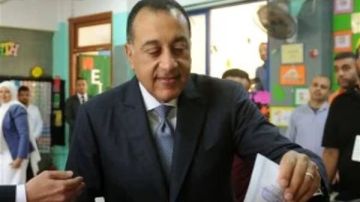 رئيس الوزراء يدلي بصوته في انتخابات مجلس النواب 2025