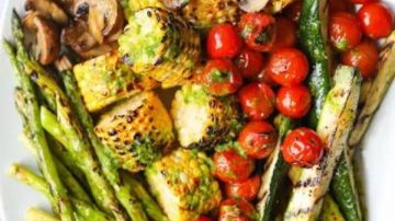 فى دقايق بطريقة سهلة ولذيذة.. وصفة خضار مشوي بالفرن تناسب الدايت