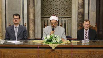 ملتقى التفسير بالجامع الأزهر: قصة سيدنا نوح الذي لبث في قومه ألف سنة إلا خمسين عاما دليل على وجوب الصبر