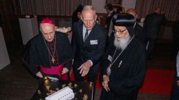 احتفال إيبارشية هولندا باليوبيل الياقوتي لتأسيس كاتدرائية السيدة العذراء بأمستردام