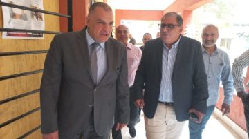 رئيس جهاز الشروق يتفقد لجان انتخابات النواب لمتابعة الانضباط وسير التصويت رئيس جهاز الشروق يتفقد لجان انتخابات النواب لمتابعة الانضباط وسير التصويت